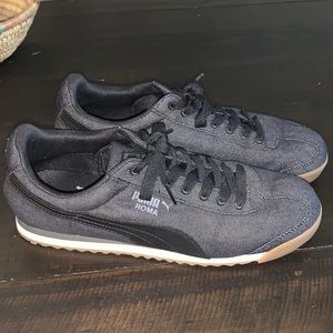 Men’s Puma sneakers